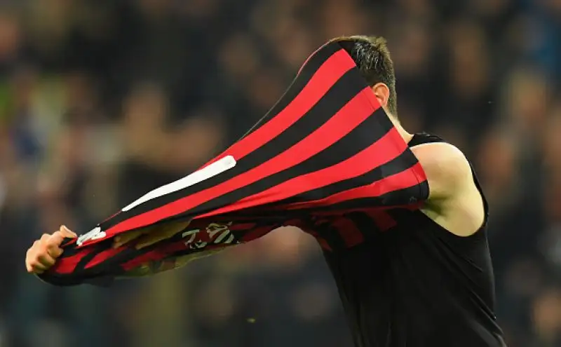 A Udine sembra una partita stregata per il Diavolo, con l'infortunio del Pipita, poi al 97' la rete liberatoria.