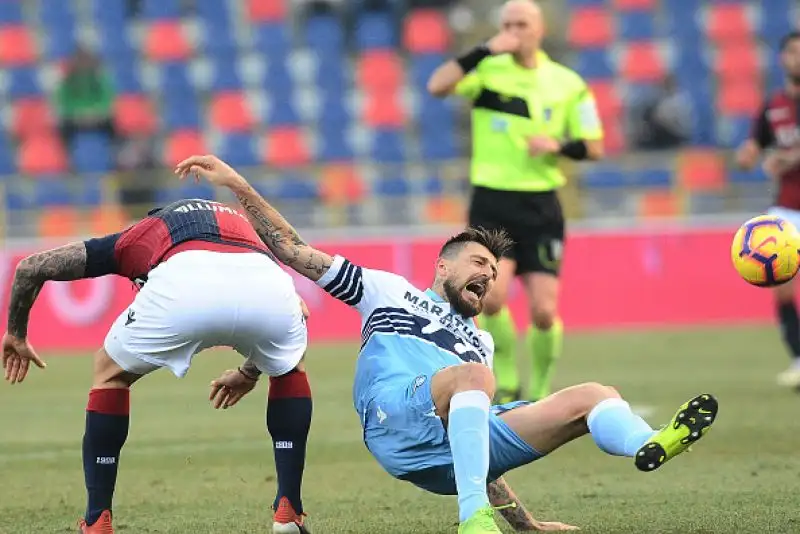 Va a Simone Inzaghi il derby famigliare contro il Bologna del fratello Pippo, sempre più in bilico.