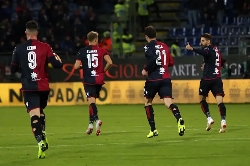 Ai gol di Cristante e Kolarov rispondono Ionita e Sau, espulsi Maran, Ceppitelli e Srna nel finale!