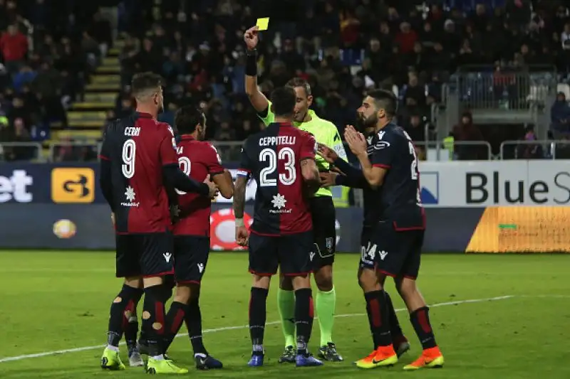 Ai gol di Cristante e Kolarov rispondono Ionita e Sau, espulsi Maran, Ceppitelli e Srna nel finale!