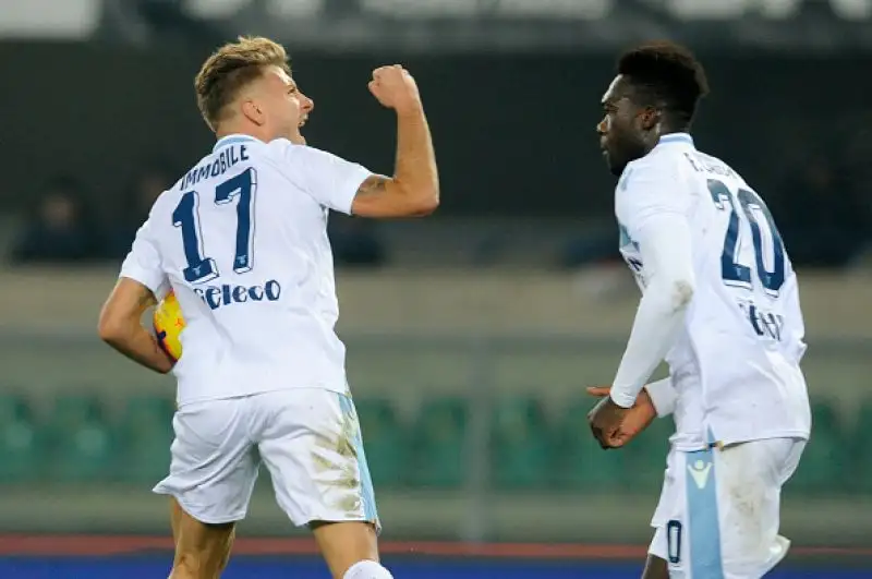Pari e patta al Bentegodi tra Chievo e Lazio. Uno a uno il finale firmato dall’eterno Pellissier nel primo tempo, risposta di Immobile nel secondo.
