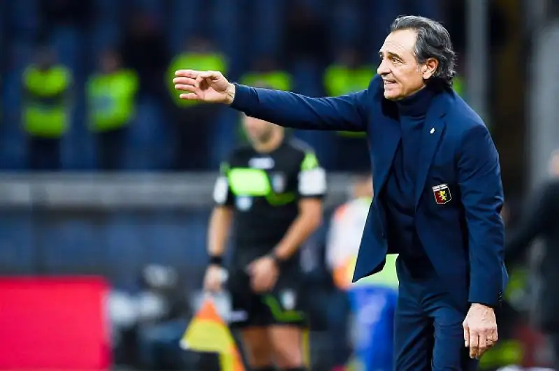 Dopo l'espulsione di Criscito gli ospiti passano in vantaggio con Petagna ma vengono raggiunti da un rigore di Piatek.