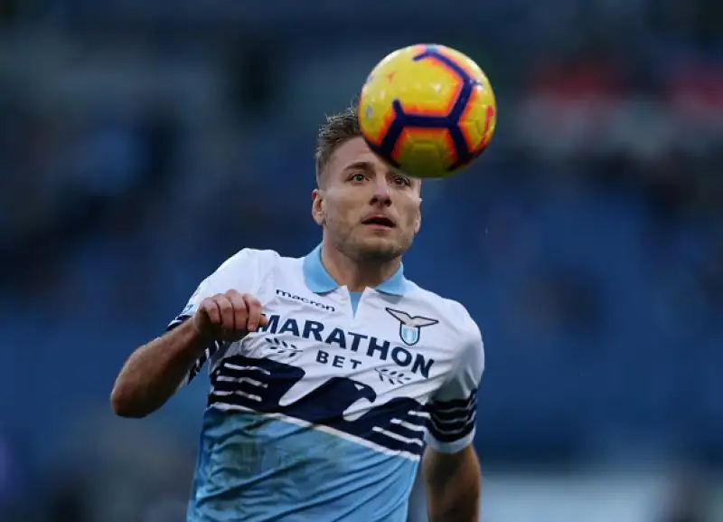 Al rigore di Belotti risponde nella ripresa un bolide all'incrocio di Milinkovic-Savic.