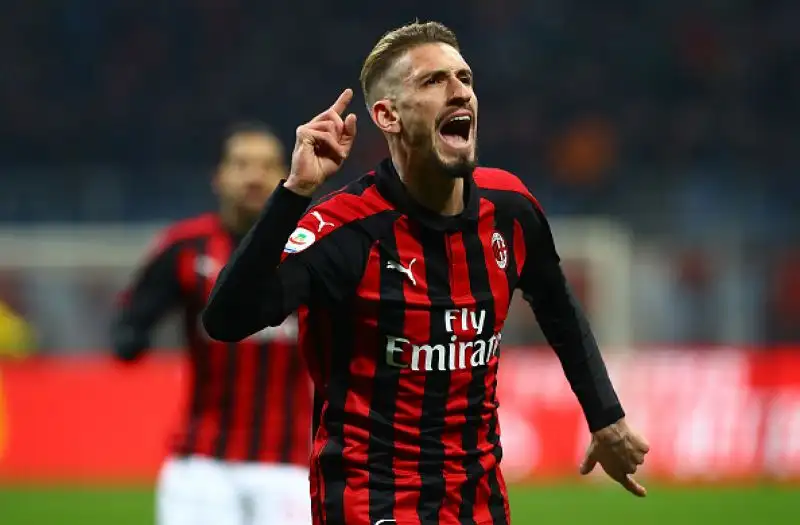 Il Milan rinasce contro la Spal: 2-1 sofferto con gol decisivo dell'argentino.