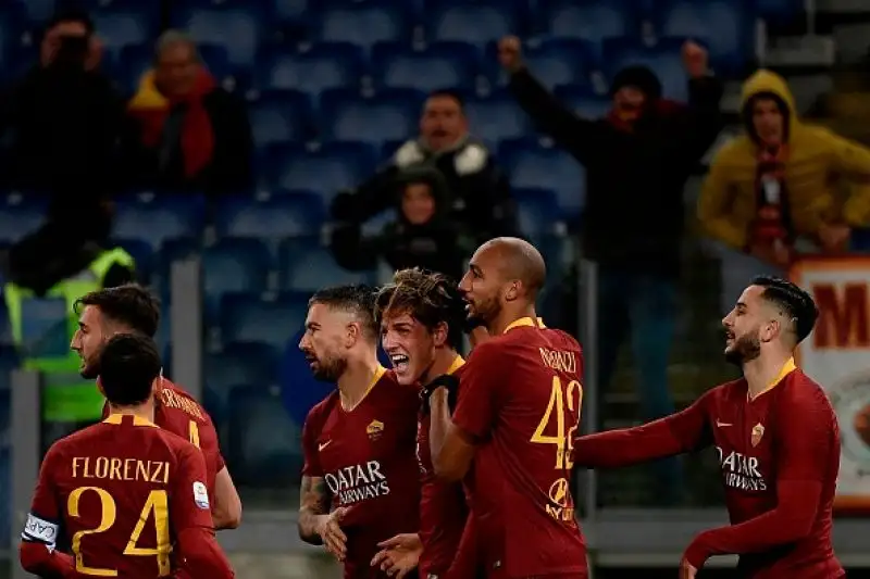 Vittoria da ex per Di Francesco sul Sassuolo: Schick e Zaniolo riaprono la corsa alla Champions League.