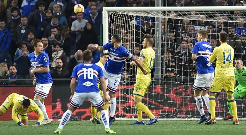 Il 2-0 sul Chievo vale il sorpasso sul Milan al quinto posto.