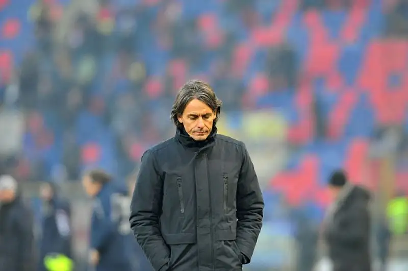Ghiglione, due volte Ciano e Pinamonti per la prima vittoria di Baroni sulla panchina dei laziali. Espulso il rossoblu Mattiello dopo soli tredici minuti.