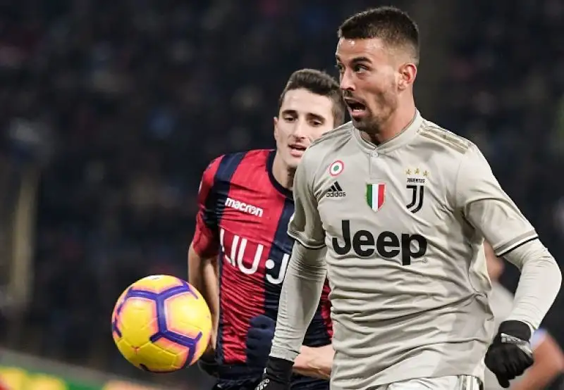 I bianconeri la sbloccano subito con Bernardeschi e poi gestiscono la debole reazione della squadra di Inzaghi. Di Kean il raddoppio ad inizio secondo tempo.