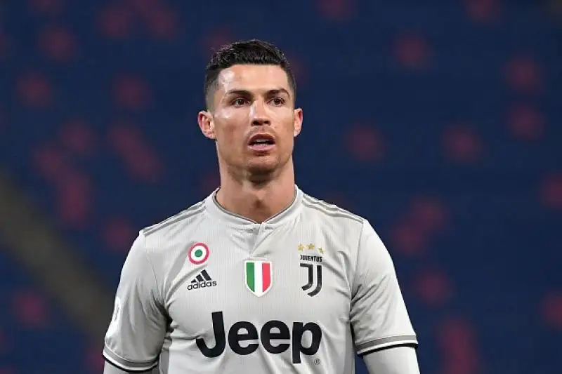 I bianconeri la sbloccano subito con Bernardeschi e poi gestiscono la debole reazione della squadra di Inzaghi. Di Kean il raddoppio ad inizio secondo tempo.