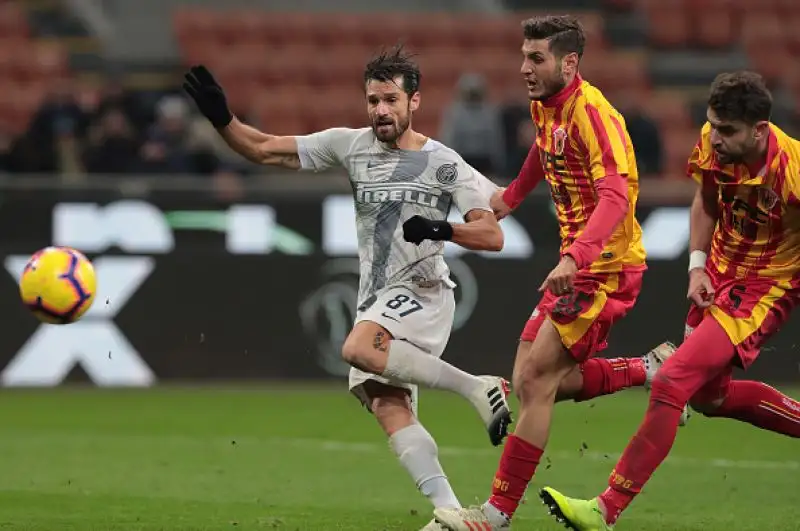 Pe i narazzuri in gol Icardi su rigore, Dalbert e doppiette di Candreva e Lautaro Martinez. Per i campani reti di Bandinelli e Roberto insigne.
