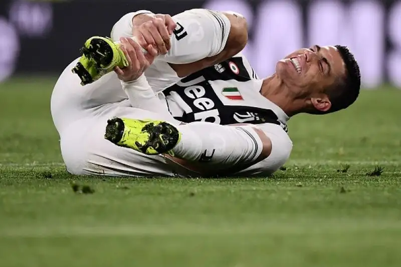 Cambia l’attacco e cambia anche il modulo, ma non il risultato. E neppure il rapporto “tormentato” tra Cristiano Ronaldo e il Chievo e in particolare Stefano Sorrentino
