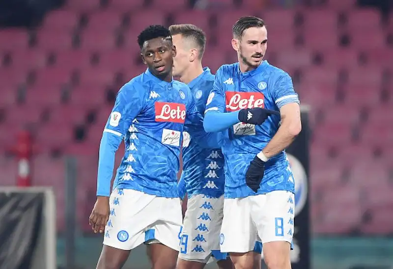 Buona prova dell'attaccante polacco del Napoli Milik autore di un gol e di un assist per il raddoppio di Fabian Ruiz.