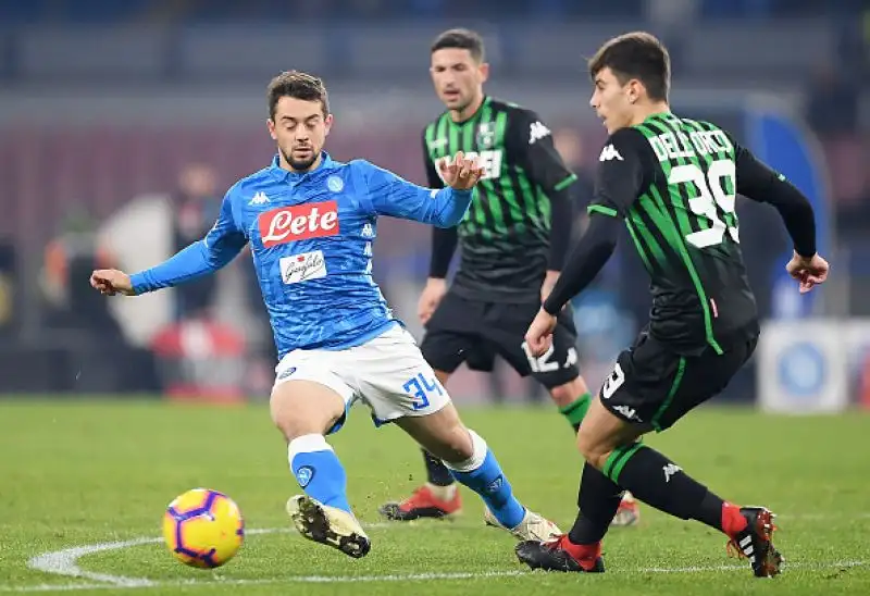 Buona prova dell'attaccante polacco del Napoli Milik autore di un gol e di un assist per il raddoppio di Fabian Ruiz.