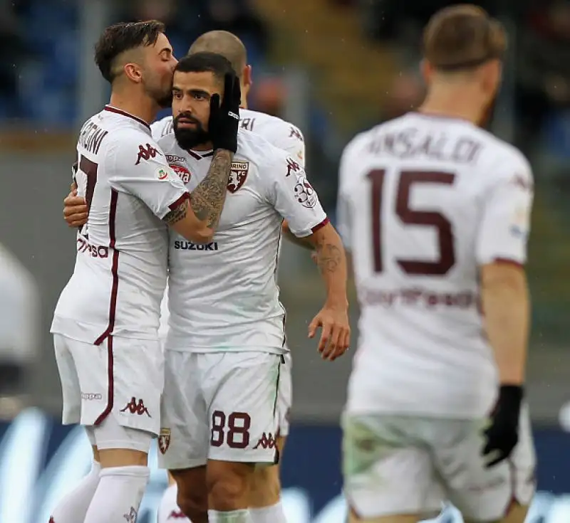 La Roma riparte in campionato con una vittoria sofferta contro il Torino all'Olimpico nel primo anticipo della ventesima giornata di serie A. 