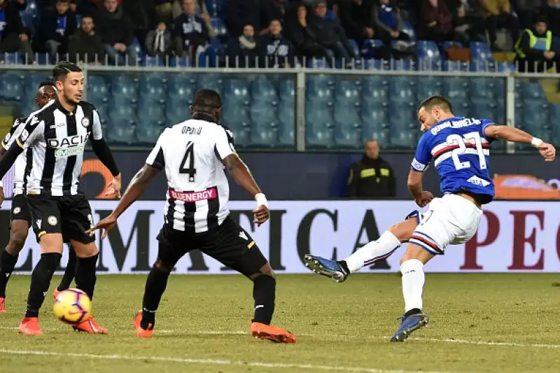 Quagliarella vola da solo in testa alla classifica marcatori ed eguaglia lo storico record di Batistuta andando a segno per l'undicesima volta consecutiva.