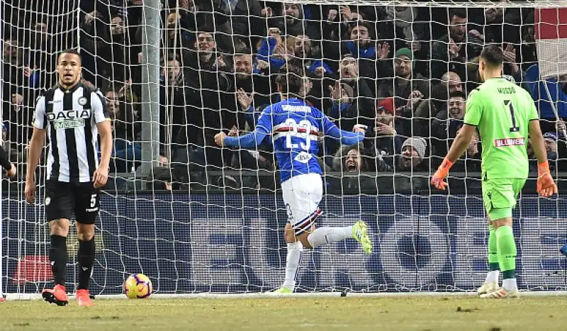 Quagliarella vola da solo in testa alla classifica marcatori ed eguaglia lo storico record di Batistuta andando a segno per l'undicesima volta consecutiva.