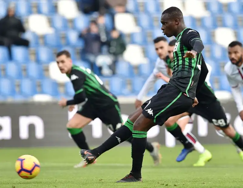 Per la squadra di De Zerbi in gol Locatelli, Babacar su rigore e Matri.