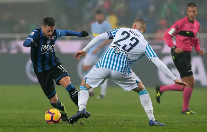Osipti in vantaggio con il gol dell'ex Petagna, poi pareggio di Ilicic e gol vittoria del solito Zapata a dieci minuti dal termine.