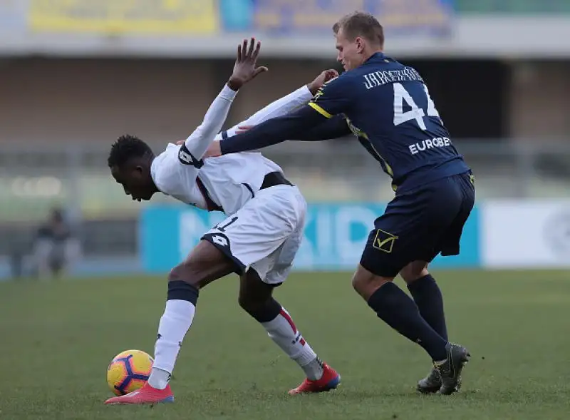 Le due squadre ci hanno provato ma senza la necessaria continuità nell'arco della partita, le difese hanno così avuto la meglio ed è finta a reti bianche.