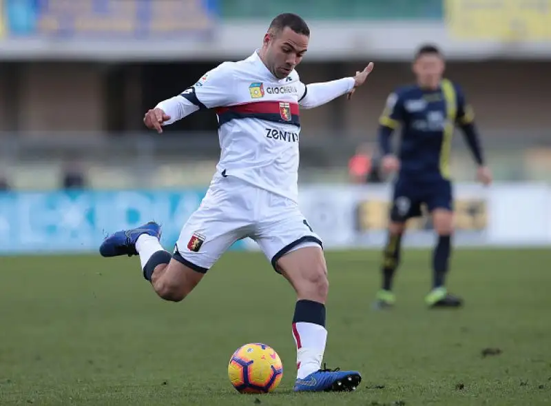 Le due squadre ci hanno provato ma senza la necessaria continuità nell'arco della partita, le difese hanno così avuto la meglio ed è finta a reti bianche.