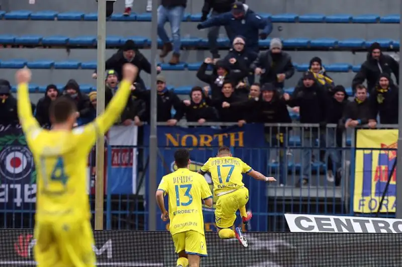 E' terminata in parità la prima partita della ventiduesima giornata.