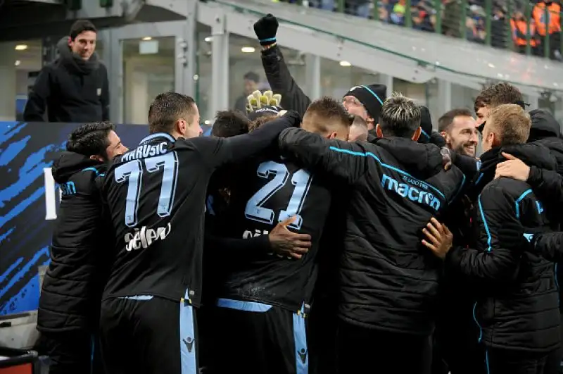 Dopo lo 0-0 dei minuti regolamentari, nei supplementari segnano Immobile e Icardi. Ai rigori, dopo l'erorre di Nainggolan e Leiva a realizzare quello decisivo.
