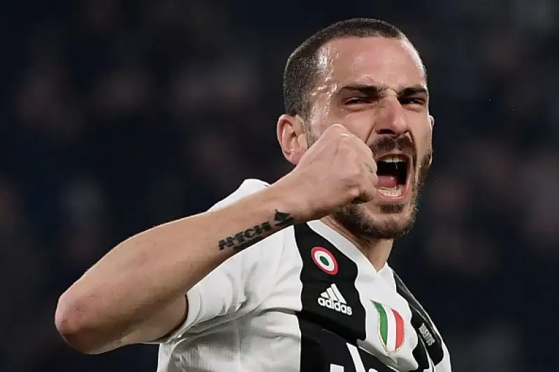 La Juventus travolge per 3-0 il Frosinone e scalda i motori in vista della partita di Champions League contro l'Atletico Madrid. 