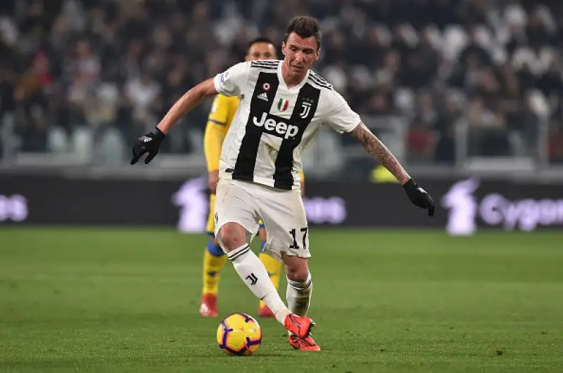 La Juventus travolge per 3-0 il Frosinone e scalda i motori in vista della partita di Champions League contro l'Atletico Madrid. 