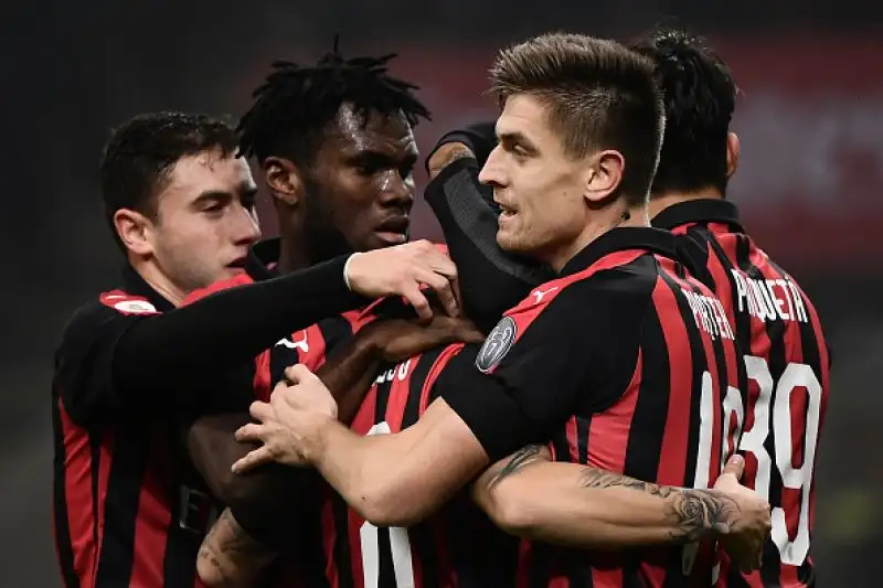 Per i rossoneri in gol Suso e Paquetà nel primo tempo e Piatek che ha chiuso i conti nella ripresa.