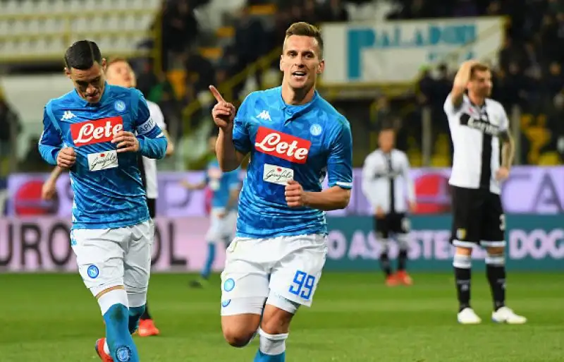 Per la squadra di Ancelotti a segno Zielinski, due volte Milik e Ounas.