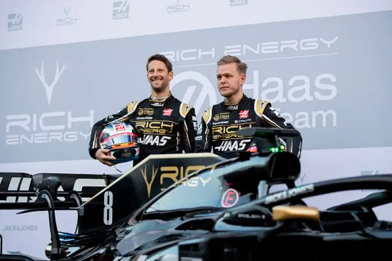 Tutte le scuderie in pista a Montmelo' a un mese dall'inizio del Mondiale.