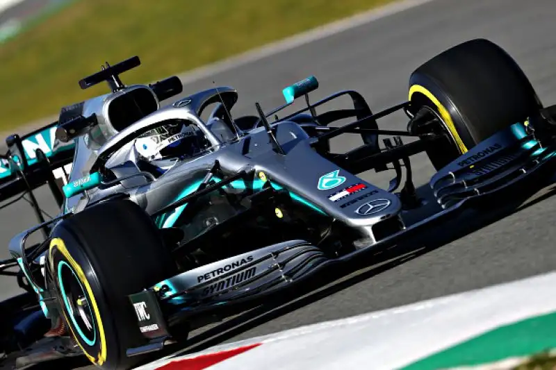 Tutte le scuderie in pista a Montmelo' a un mese dall'inizio del Mondiale.