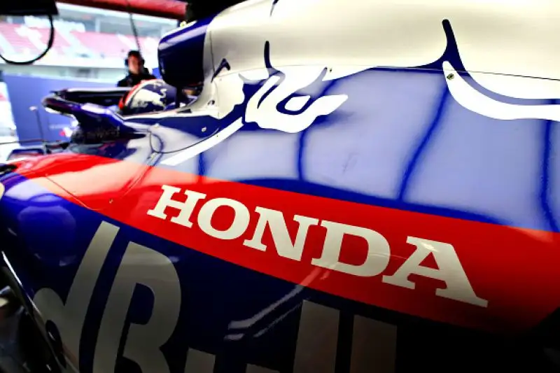 Tutte le scuderie in pista a Montmelo' a un mese dall'inizio del Mondiale.