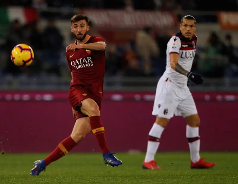 Nel 2-1 dell'Olimpico sono decisivi i gol dei difensori (Kolarov e Fazio) e le paratissime di Olsen.