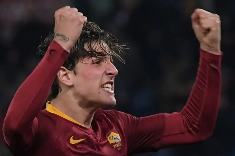 Termina 1-1 il divertente posticipo dell'Olimpico: i nerazurri contengono i danni sulle due rivali per la zona Champions.