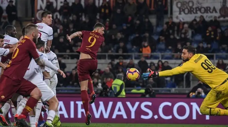 Termina 1-1 il divertente posticipo dell'Olimpico: i nerazurri contengono i danni sulle due rivali per la zona Champions.
