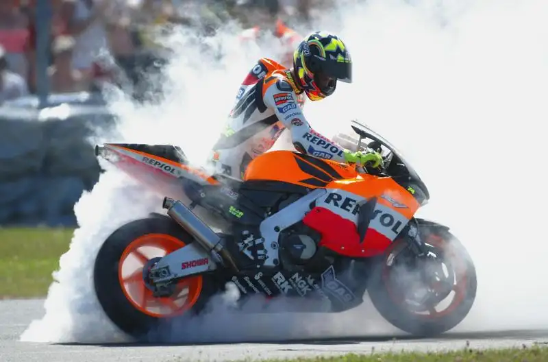 Fin da bambino utilizza il numero 46, lo ha fatto anche quando da campione del mondo avrebbe potuto portare l’1.
