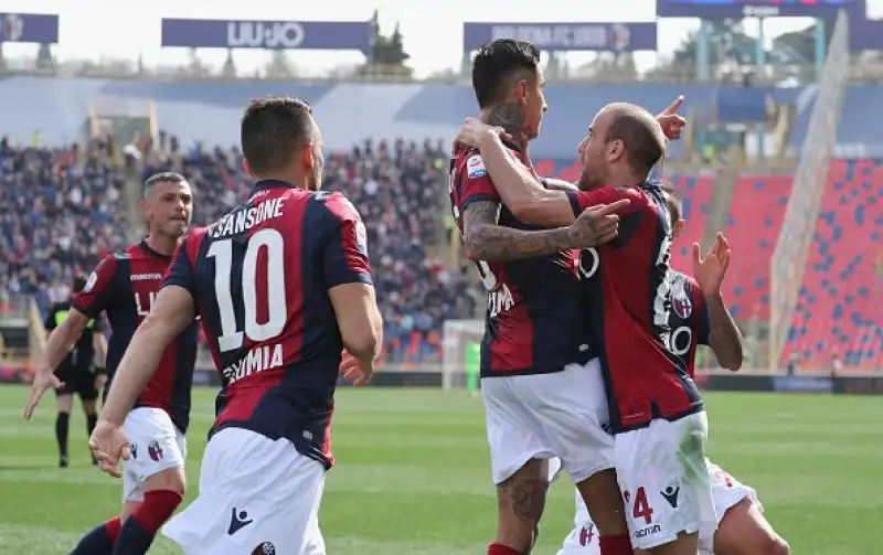 Per i felsinei un gol per tempo: Pulgar su rigore e Soriano i marcatori.