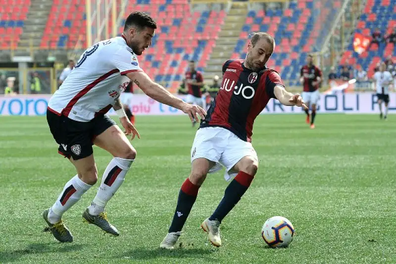 Per i felsinei un gol per tempo: Pulgar su rigore e Soriano i marcatori.