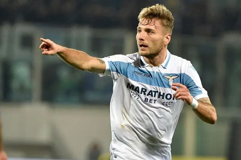 Un gol per tempo a Firenze con Immobile che ha aperto le marcature e il pareggio nella ripresa di Muriel.