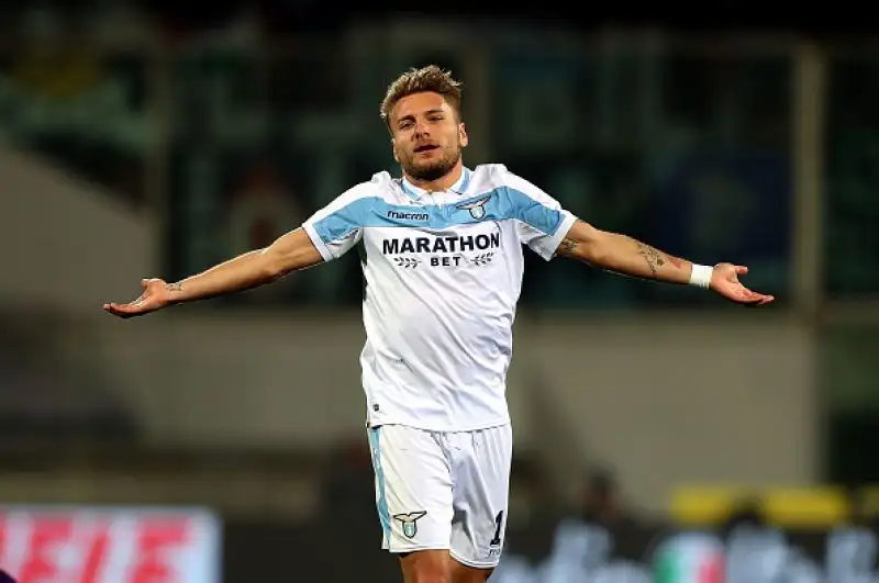 Un gol per tempo a Firenze con Immobile che ha aperto le marcature e il pareggio nella ripresa di Muriel.