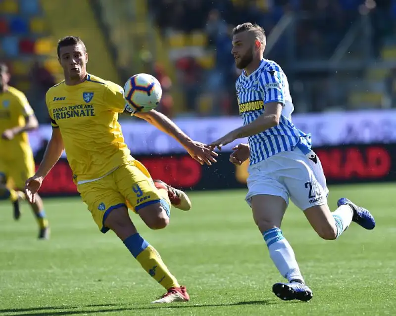 Una rete di Vicari ad inizio gara ha permesso alla squadra di semplici di vincere un fondamentale scontro salvezza.