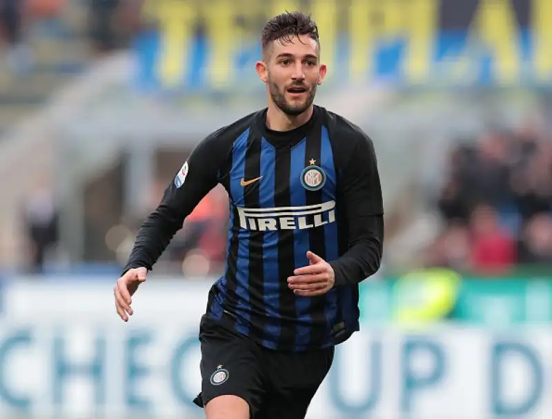 Politano e Gagliaridni regalano la vittoria a Spalletti dopo un primo tempo in cui la Spal era riuscita a contenere gli attacchi dei milanesi.