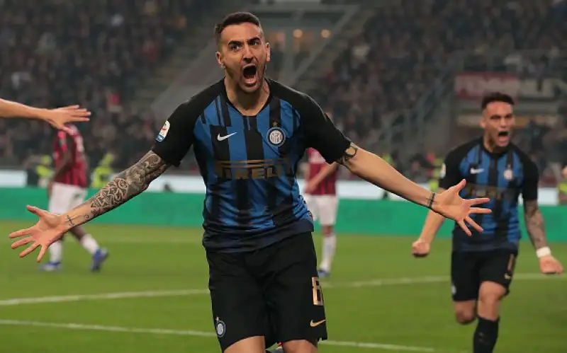 A San Siro finisce 3-2: la squadra di Spalletti si riprende il terzo posto ai danni dei rossoneri.