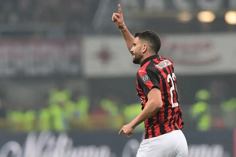 A San Siro finisce 3-2: la squadra di Spalletti si riprende il terzo posto ai danni dei rossoneri.