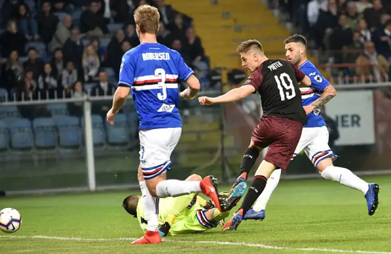 Ad inizio partita Donnarumma sbaglia e serve Defrel che porta avanti i suoi, i rossoneri poi non riescono a trovare il pari.