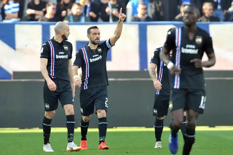 Fabio Quagliarella con una doppietta trascina la Sampdoria alla vittoria contro la Spal per 2-1 a Ferrara e raggiunge Cristiano Ronaldo in testa alla classifica cannonieri a quota 19 gol.