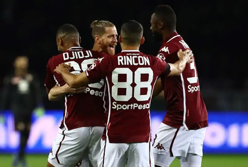 Importante vittoria in rimonta per i felsinei, che si risollevano in zona salvezza mentre i granata steccano nella corsa all'Europa.