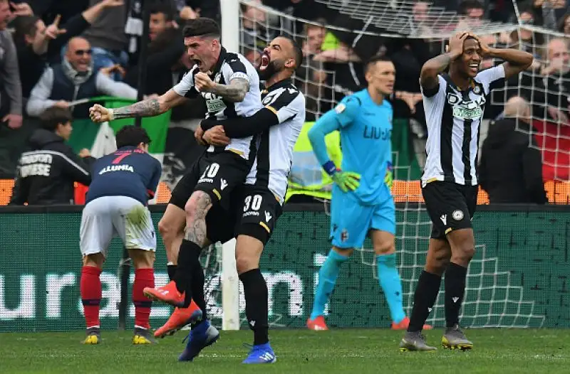 L'Udinese supera in casa per 2-1 il Bologna e si allontana dalla zona calda della classifica.