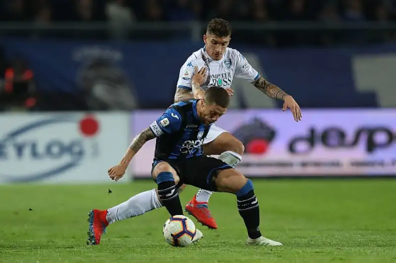 La squadra di Gaseprini è sfortunata e non riesce a perforare la porta di Dragowski, ora il quarto posto del Milan dista due punti.